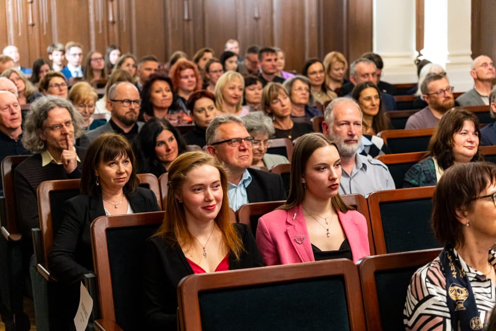 Koncert na UHK — fotografie 4 z 15